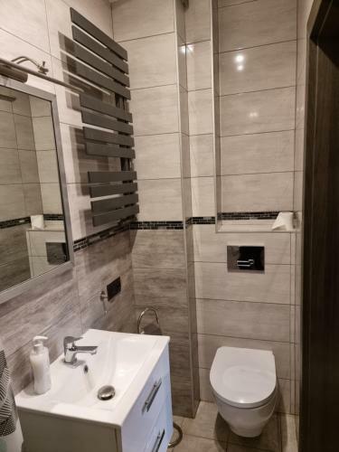 Hostal Noclegi 24/h Leszczynek