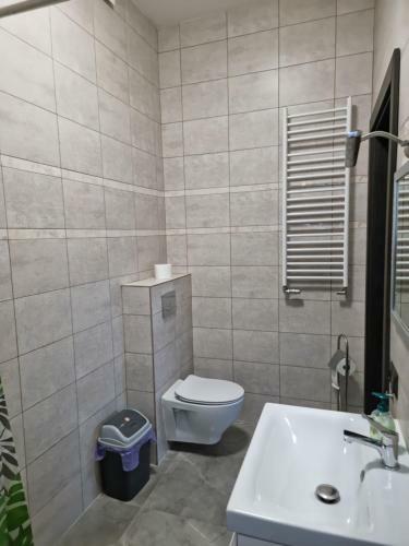 Hostal Noclegi 24/h Leszczynek
