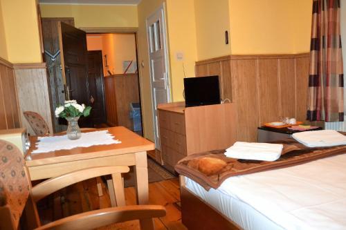 Hotel O?rodek Bajka 3