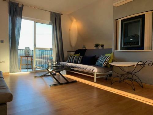 La Colmena City Center Apartment