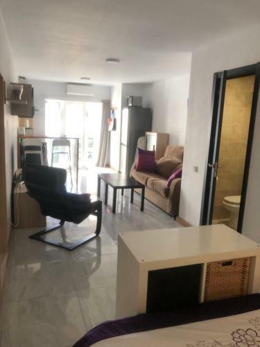 Torremolinos, Bonito Apartamento Studio La Carihuela