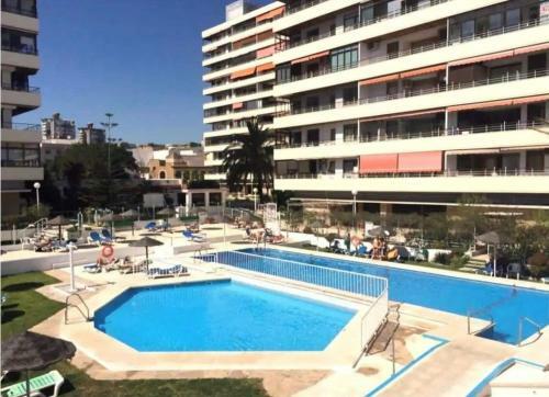 Central 2 Bedroom Apartment In La Nogalera