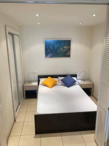 Central 2 Bedroom Apartment In La Nogalera