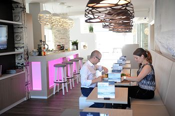 Andante Hotel