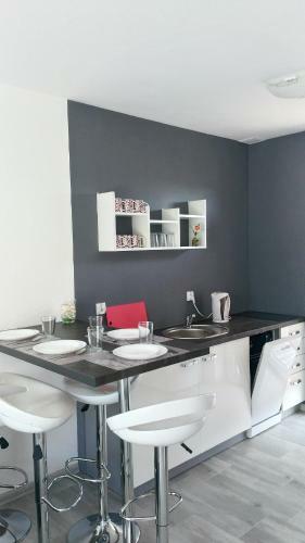 Lodge Over Lake-domki,apartamenty