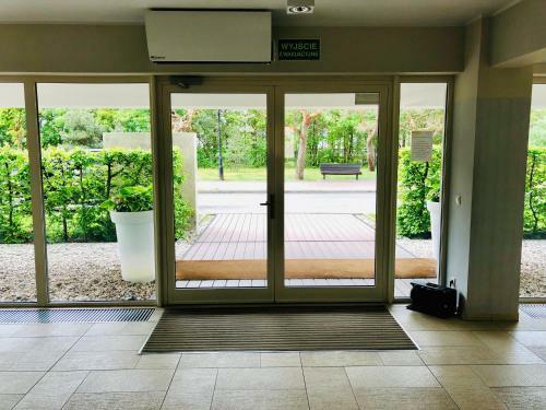 Bia?y Apartament Z Tarasem W Playa Baltis