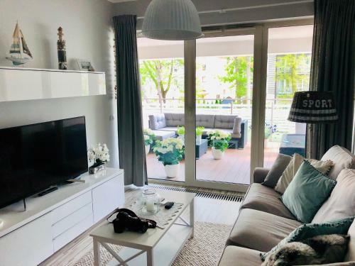 Bia?y Apartament Z Tarasem W Playa Baltis