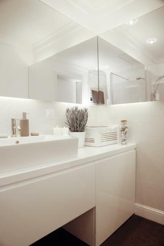 Bia?y Apartament Z Tarasem W Playa Baltis