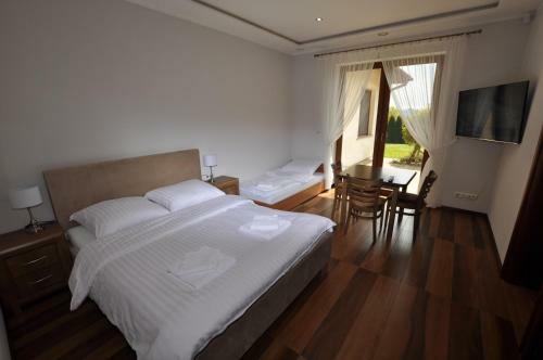 Hostal Apartamenty Sowiog�rskie