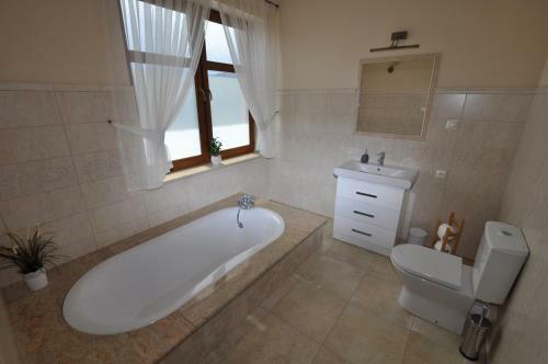Hostal Apartamenty Sowiog�rskie