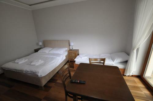 Hostal Apartamenty Sowiog�rskie