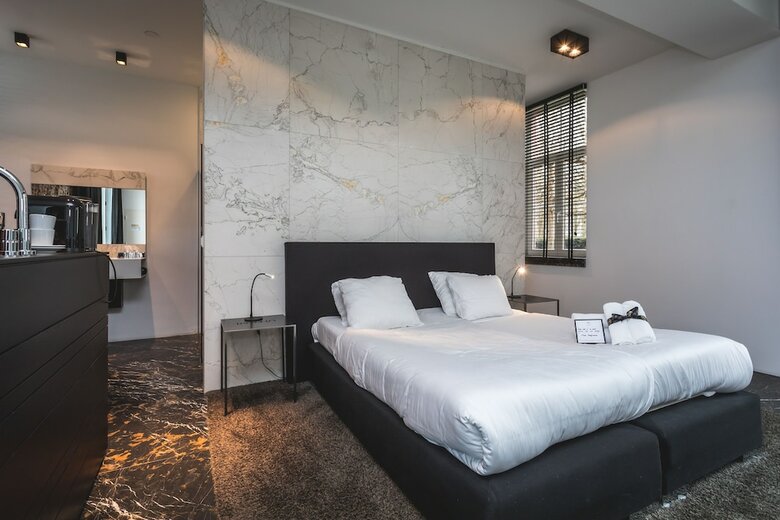 Hotel Hoogenweerth Suites