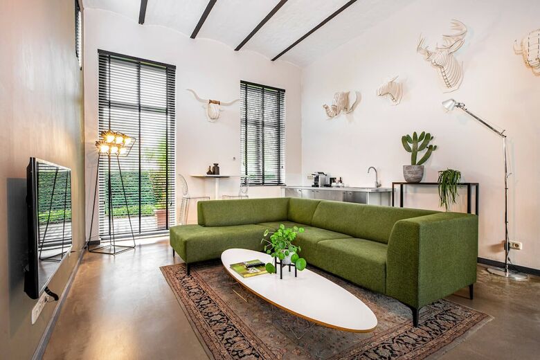 Hotel Hoogenweerth Suites