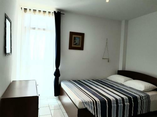 Ocean Breeze Apartment