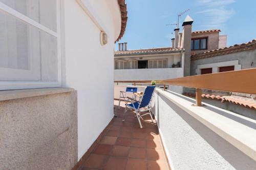 Lets Holidays Apartment Tossa Near Beach 2