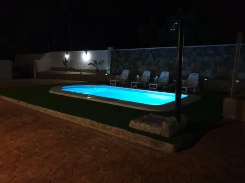 Bamb� � Casa Rural En Vejer Con Piscina Privada