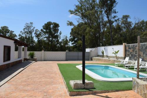 Bamb� � Casa Rural En Vejer Con Piscina Privada