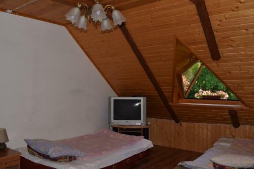 Agroturismo G�ralska Czarcia Chata Pod Ja?owcem