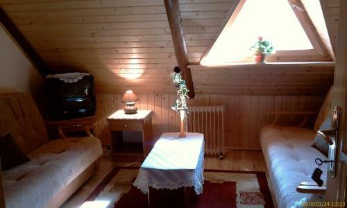 Agroturismo G�ralska Czarcia Chata Pod Ja?owcem