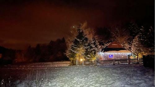 Agroturismo G�ralska Czarcia Chata Pod Ja?owcem
