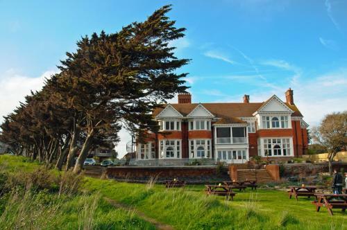 Hotel The Beach House