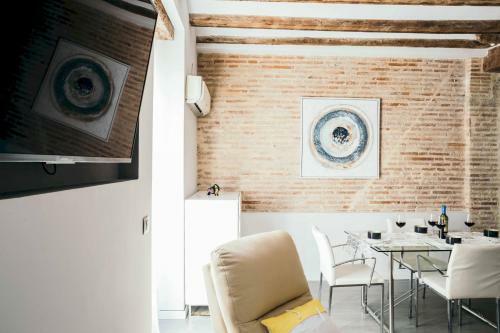Apartamento Cathedral Modern 2br, 1ba, Wifi, Ac, Balcony