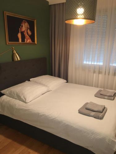 Apartament F&j #35
