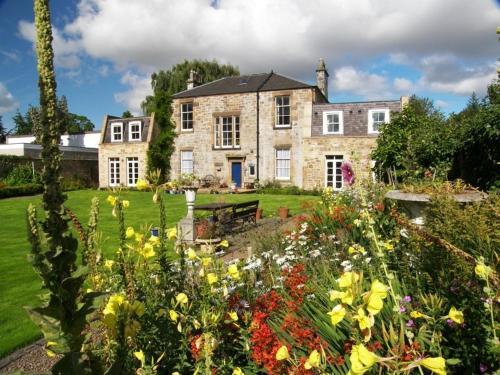 Hostal Rathan House - Guesthouse At Eskbank