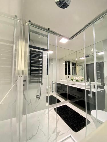 Apartament Lux Ustro?