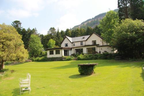 Dolbrodmaeth Riverside Hotel