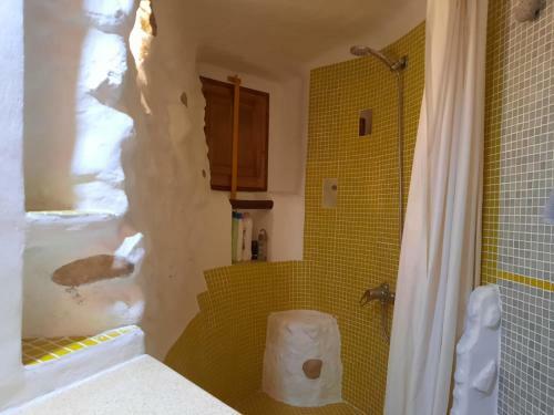 Cuevas Los Coloraos, The Unique And Authentic Cave House!