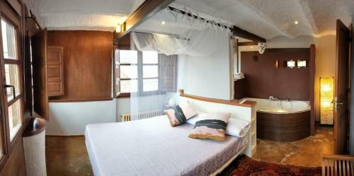 Hotel Las Casas De Isu