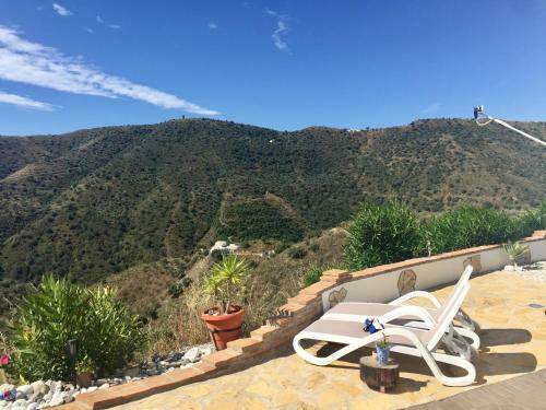 Casira, Ruime Villa & 2 Studio's - 8 Personen