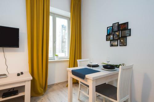 Apartamento Shortstaypoland ?rodkowa