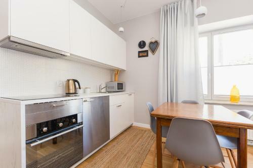 Apartamento Shortstaypoland ?rodkowa