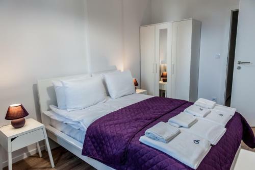 Golden Apartments - Pereca