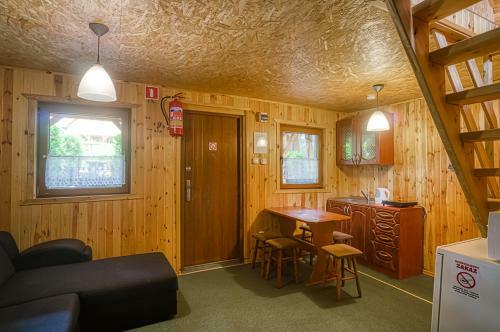 Lodge O?rodek Wypoczynkowy Babi?ski
