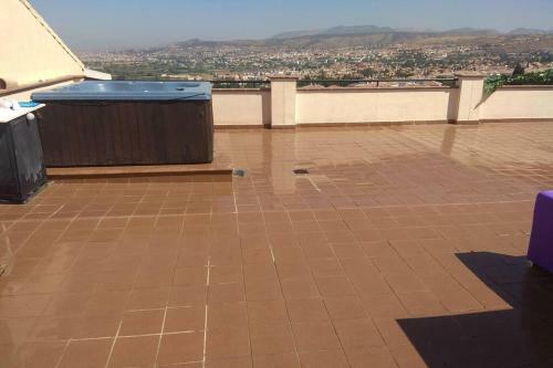 Apartamento Precioso �tico Con Enorme Terraza