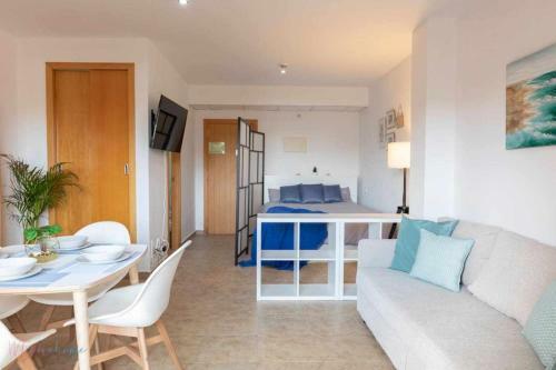 Apartamento Junto A La Playa Con Piscina Y Parking