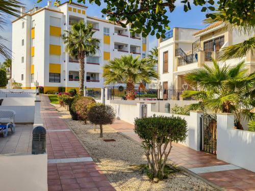 Villamartin 2 Bed 2 Bath Holiday Apartment