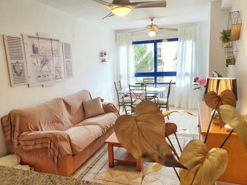 Apartment In Campoamor Overlooking The Swimming Pool
