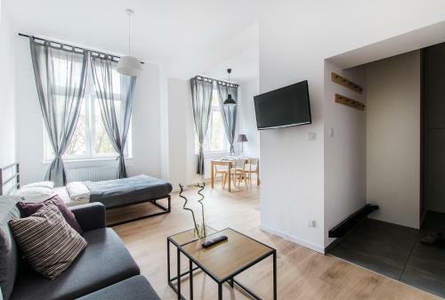 Smart Rental Management Stanislaw Worcell Apartments