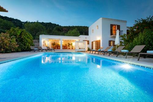 Villa In Ibiza Town, Sleeps 1214 - Can Monte
