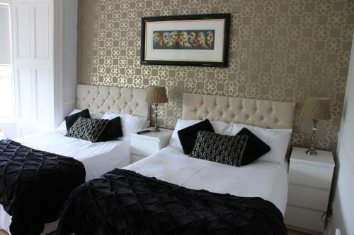 Hostal Mandalay
