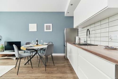 Apartments Odra Tower Wroc?aw By Renters
