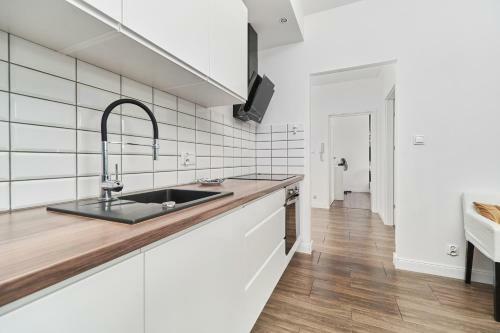 Apartments Odra Tower Wroc?aw By Renters