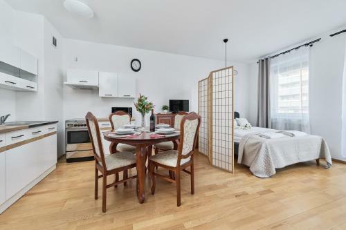 Apartments Wroc?aw Bajana By Renters