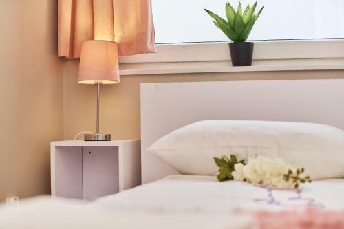 Browary Wroclawskie Apartments By Renters