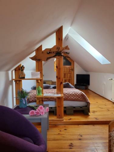 Bed & Breakfast Karczma Regionalna M?yn