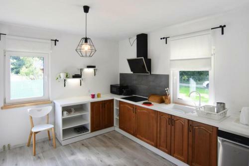 Holiday Home, Debina